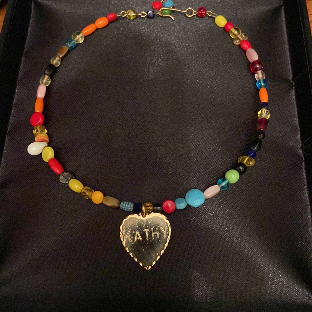 Kathy Heart Laguna Beads Necklace Collor Signed 25$